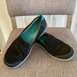 Aravon Perforated Slip-On Black Nubuck